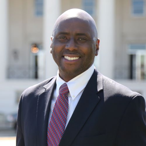 Dr.-Keith-Moffett Dr.-Keith-Moffett